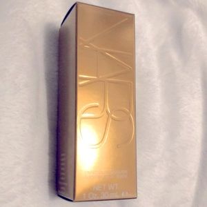 Nars Tinted Glow Booster in Dark Barbuda